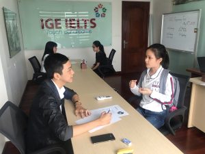 Tại sao nên học lớp 1 kèm 1 thay vì nhóm đông?