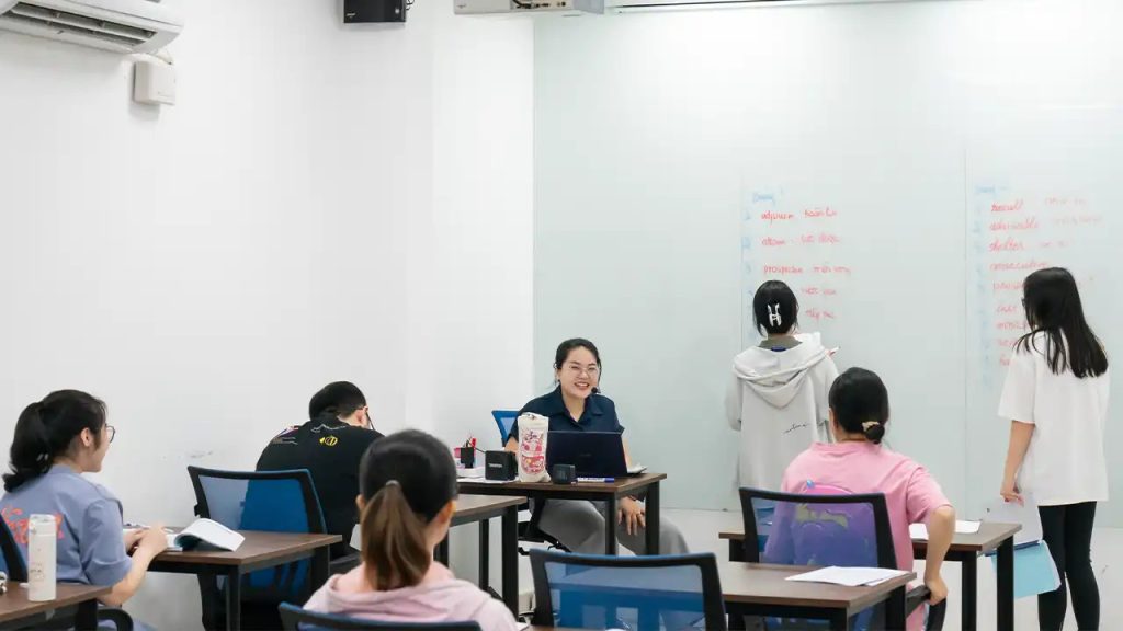3 GIAI ĐOẠN PHÁT TRIỂN NĂNG LỰC TIẾNG ANH TRƯỚC KHI ĐẠT IELTS 7.0+